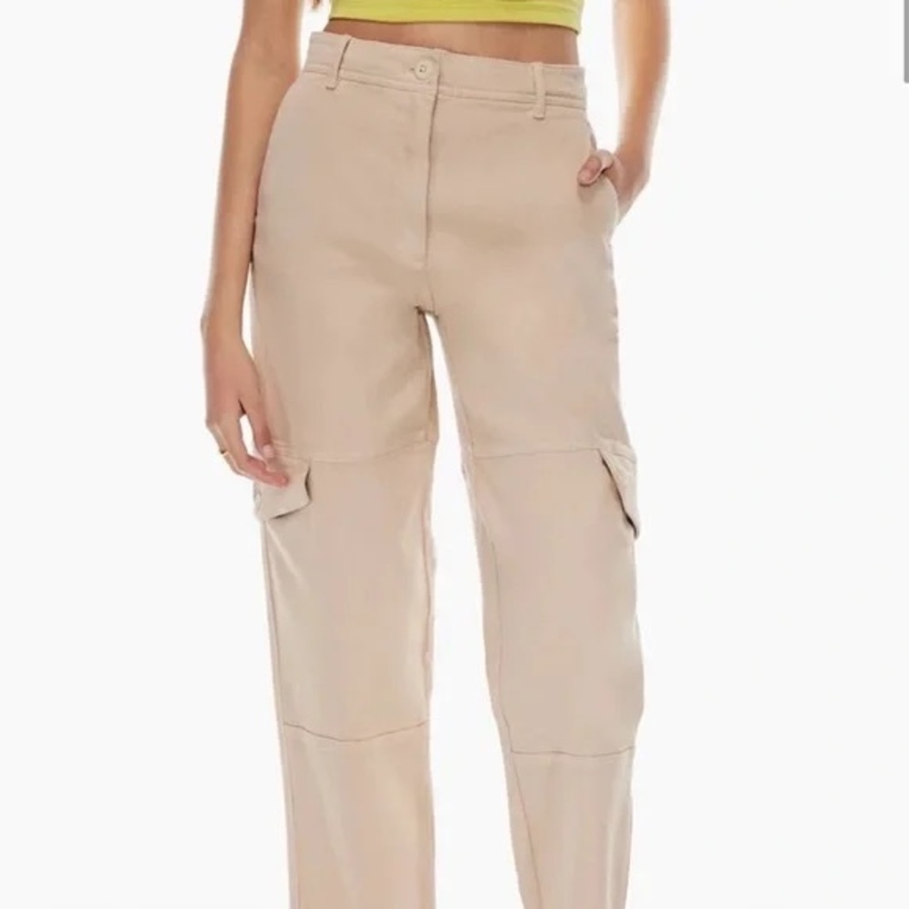 Wilfred Tan Cargo Pants